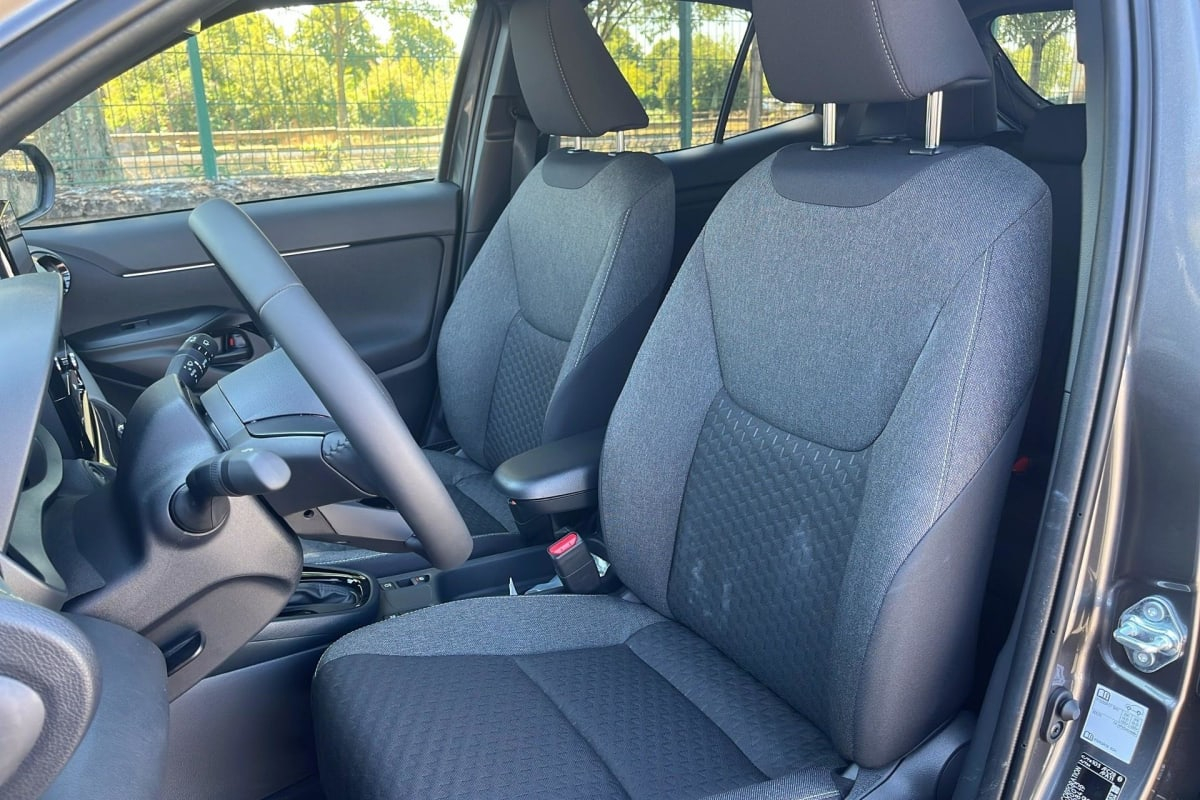 Toyota YARIS CROSS — photo 20