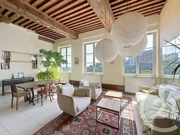 Appartement 4 pièces 175 m²