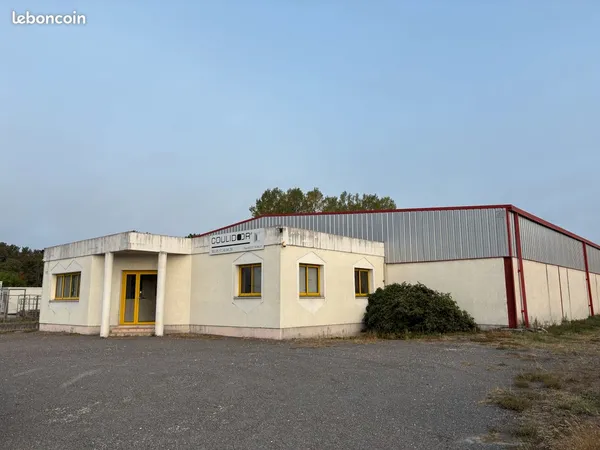 À LOUER : Local d'activité indépendant de 820 m² - Martillac (33650)