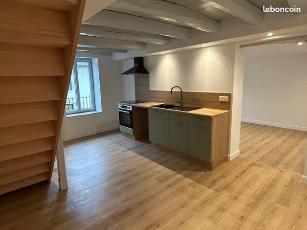 T3 duplex rénové à louer - Centre d'Ambazac