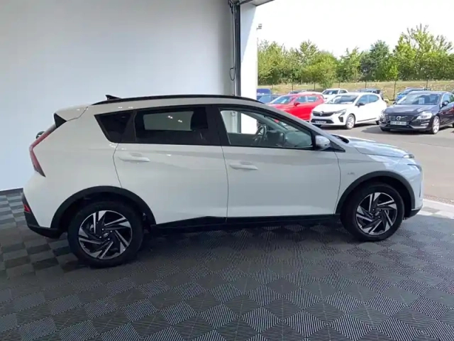 Hyundai Bayon 1.0 t-gdi 100 hybrid 48v — photo 6