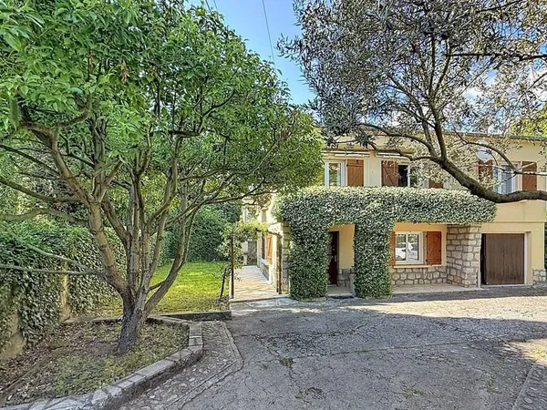 Maison 6 pièces 115 m²