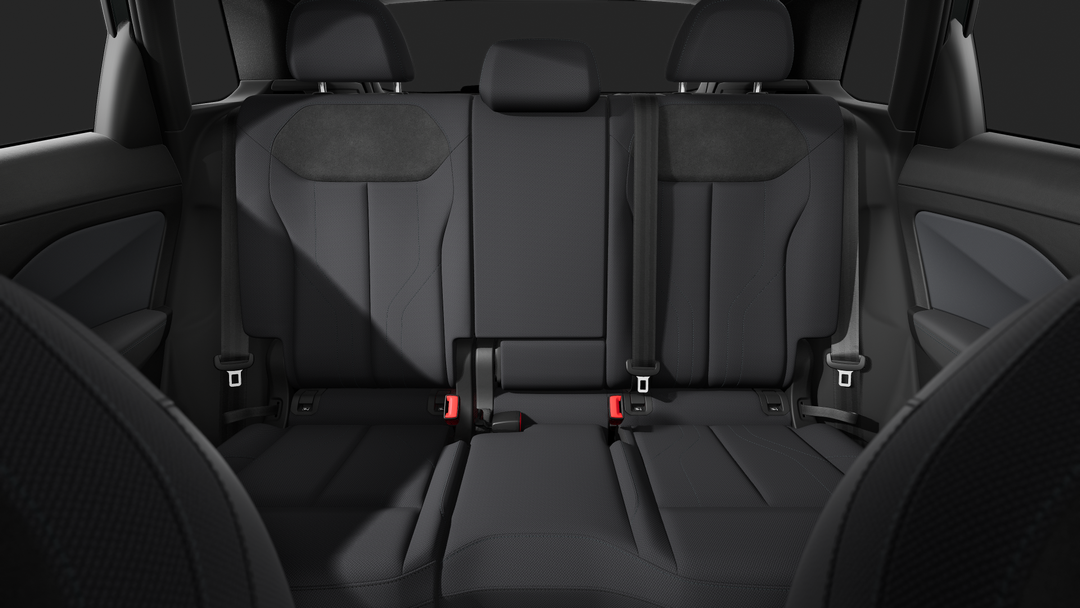 Audi Q3 e-hybrid 272 ch S tronic 6 — photo 8