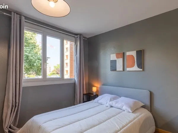 Chambre 4 pièces 73 m²
