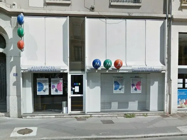 LOCAL COMMERCIAL à LOUER