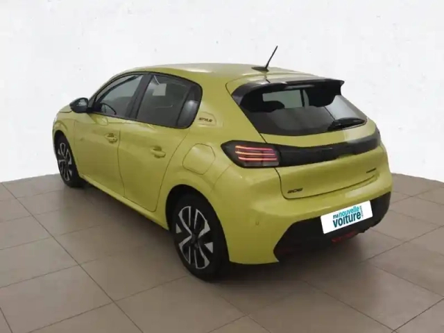 Peugeot 208 hybrid 100 e-dcs6 — photo 43