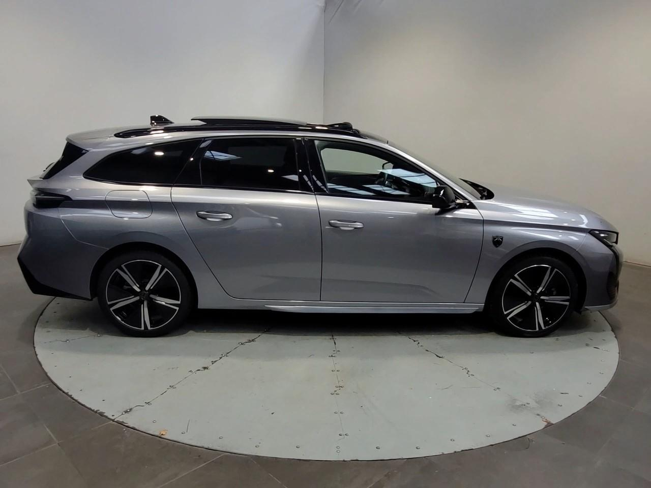 Peugeot 308 sw hybrid 136 e-dcs6 gt — photo 6