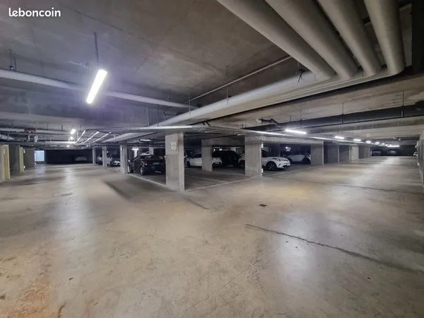 Parking à louer - Cergy Préfecture - Marjoberts