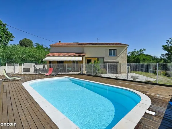 Maison 7 pièces 145 m²