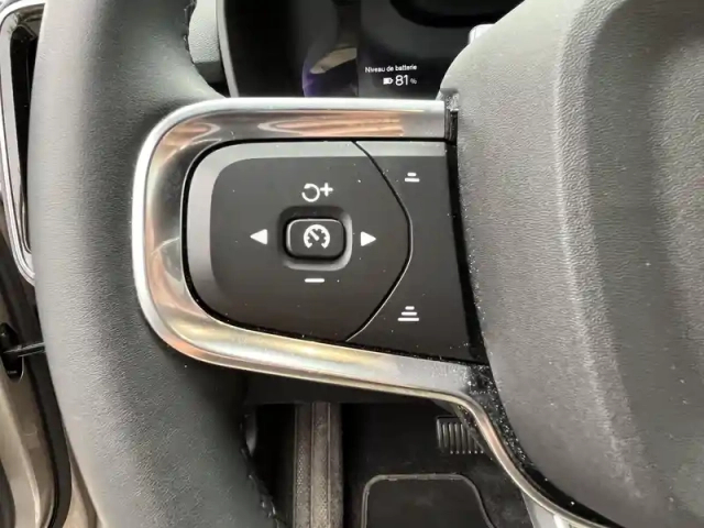 Volvo Xc40 recharge 231 ch 1edt — photo 16