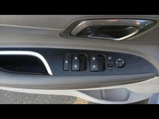 Hyundai Bayon 1.0 t-gdi 100ch creative — photo 13
