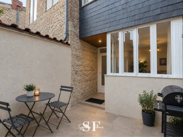 Immeuble de charme avec 3 appartements Centre-ville d'Agen Investissement clé en main !