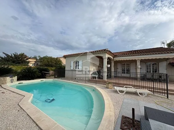 Maison de plain-pied 4 pièces 100 m²