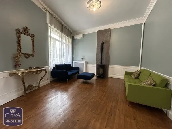 Maison 12 pièces 266 m²