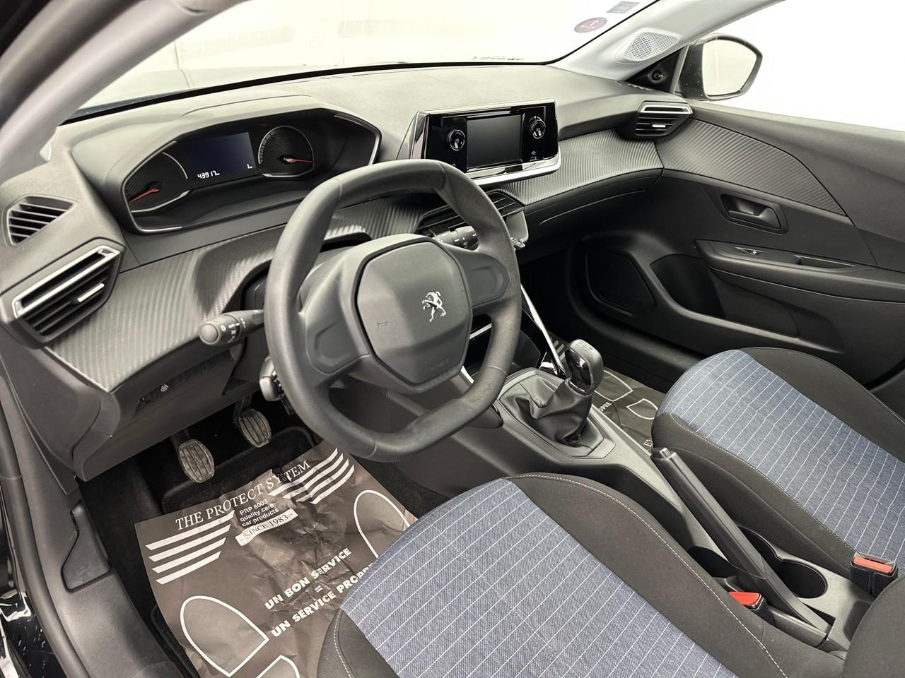 Peugeot 208 puretech 75 s&s bvm5 like — photo 8