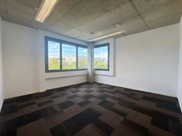 Bureau récent à louer-YUTZ-Espace Cormontaigne