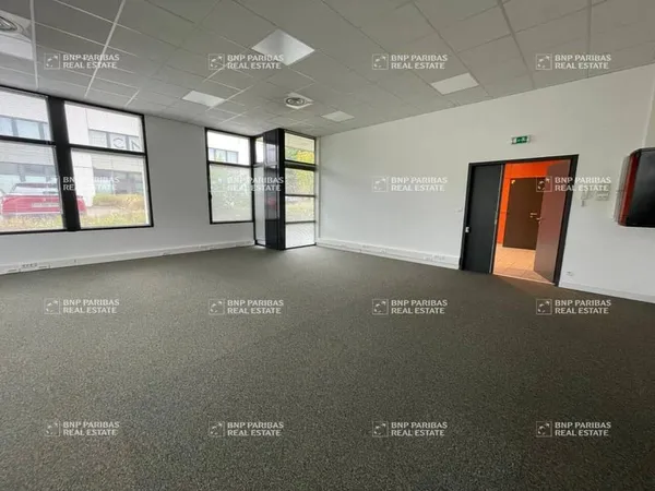 Bureaux 131 m²