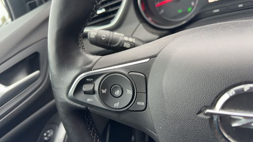 Opel Grandland X 1.2 Turbo 130 EAT6 - Ultimate – 2019 – 82200 km – Essence – Boîte Automatique — photo 13