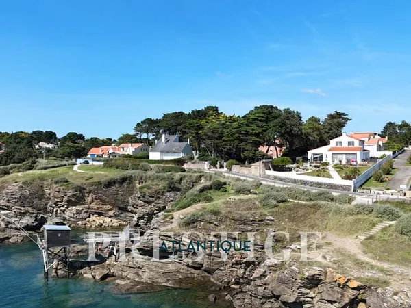 PORNIC - CORNICHE DU PORTEAU - FACE MER - VILLA 225M2 -TER