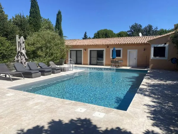 Maison 10 pièces 250 m²