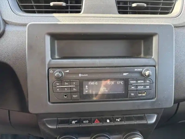 Renault Express Van blue dci 75 - 22 — photo 30