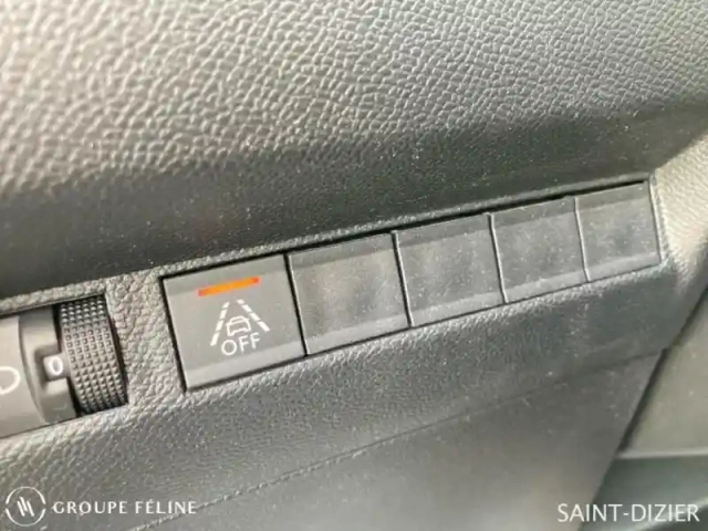Peugeot 208 1.2 puretech 100ch s&amp;s active business — photo 13