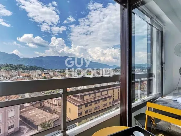 Studio 26 m² en vente à AIX LES BAINS