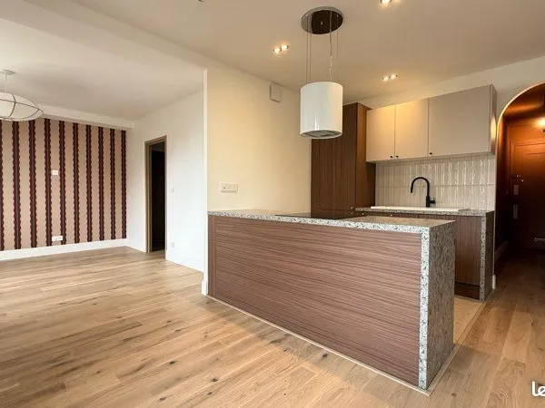 Dijon - Victor Hugo / Rue de Talant - T3 rénové de 66 m²