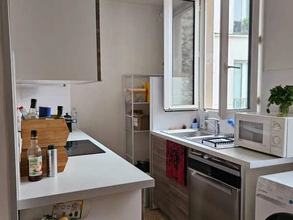 Loue chambre en colocation dans appartement - 13 m²