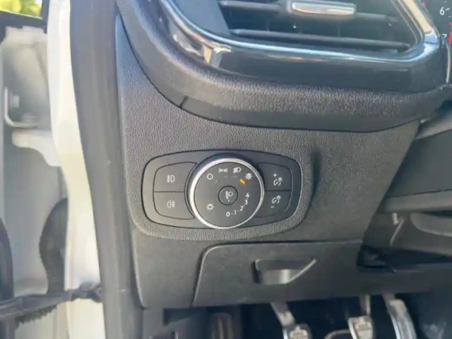 Ford Fiesta 1.0 ecoboost 140ch stop&amp;start st-line 3p — photo 14