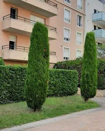 Beau T2 meublé dans résidence calme