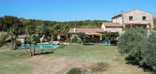 Propriété 13 pièces 358 m²