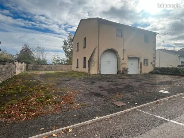 Bâtiment 130m²