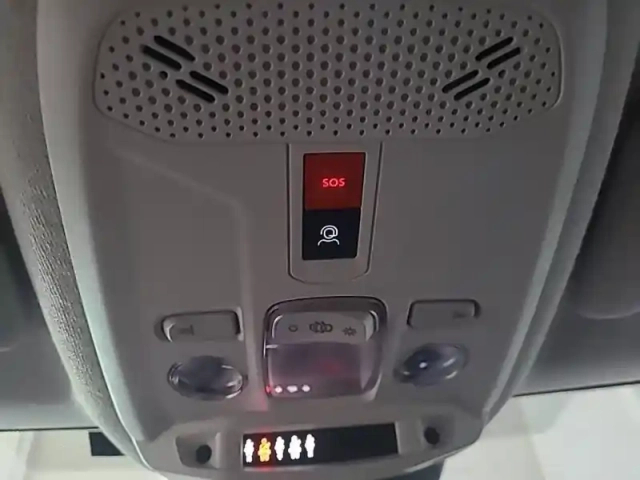 Citroën C4 puretech 130 s&amp;s eat8 — photo 48