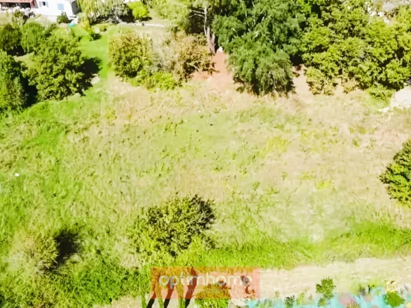 Terrain 3108 m²