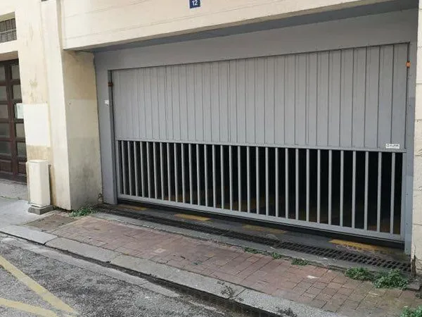Parking box garage