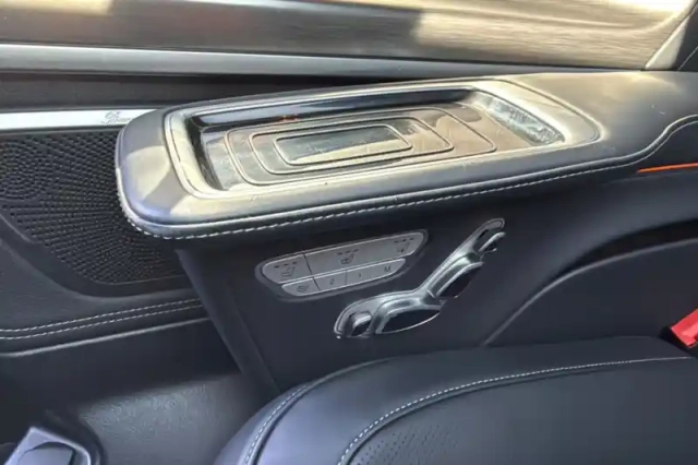 Mercedes Cla sse v long 300 d 9g-tronic — photo 32