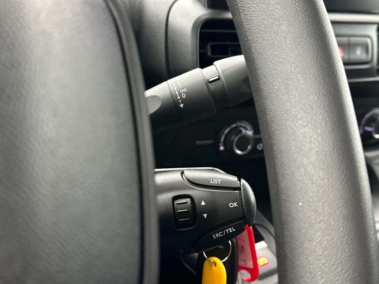 Peugeot Partner fourgon standard 650 kg bluehdi 100 s&s bvm6 premi — photo 18