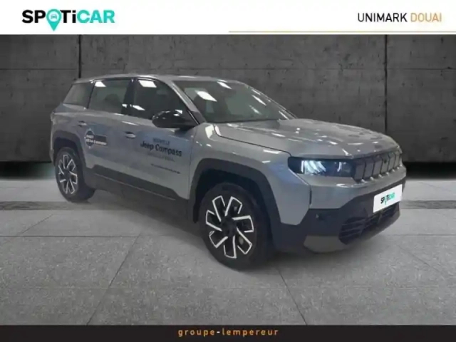 Jeep Compass electrique 213ch 157kw altitude — photo 3