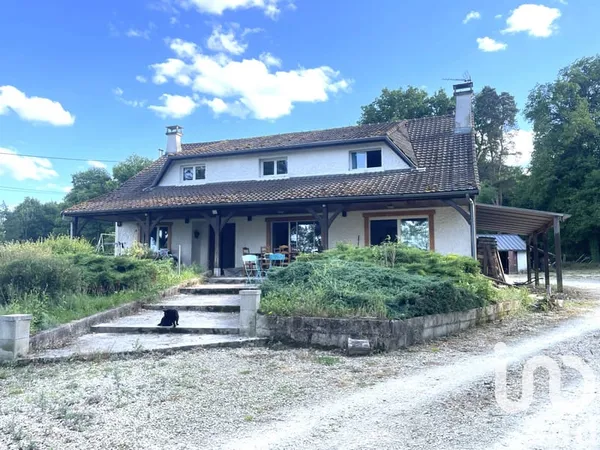 Maison 9 pièces 226 m²