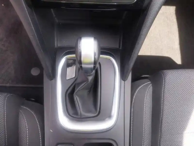 Renault Megane iv estate blue dci 115 edc — photo 28