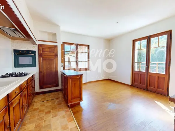 Appartement 3 pièces 84 m²