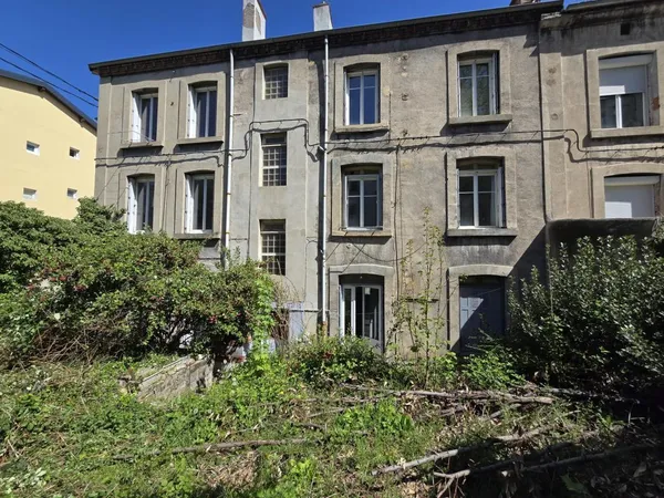 Vends immeuble - 443.02m² - Saint-Étienne 42100