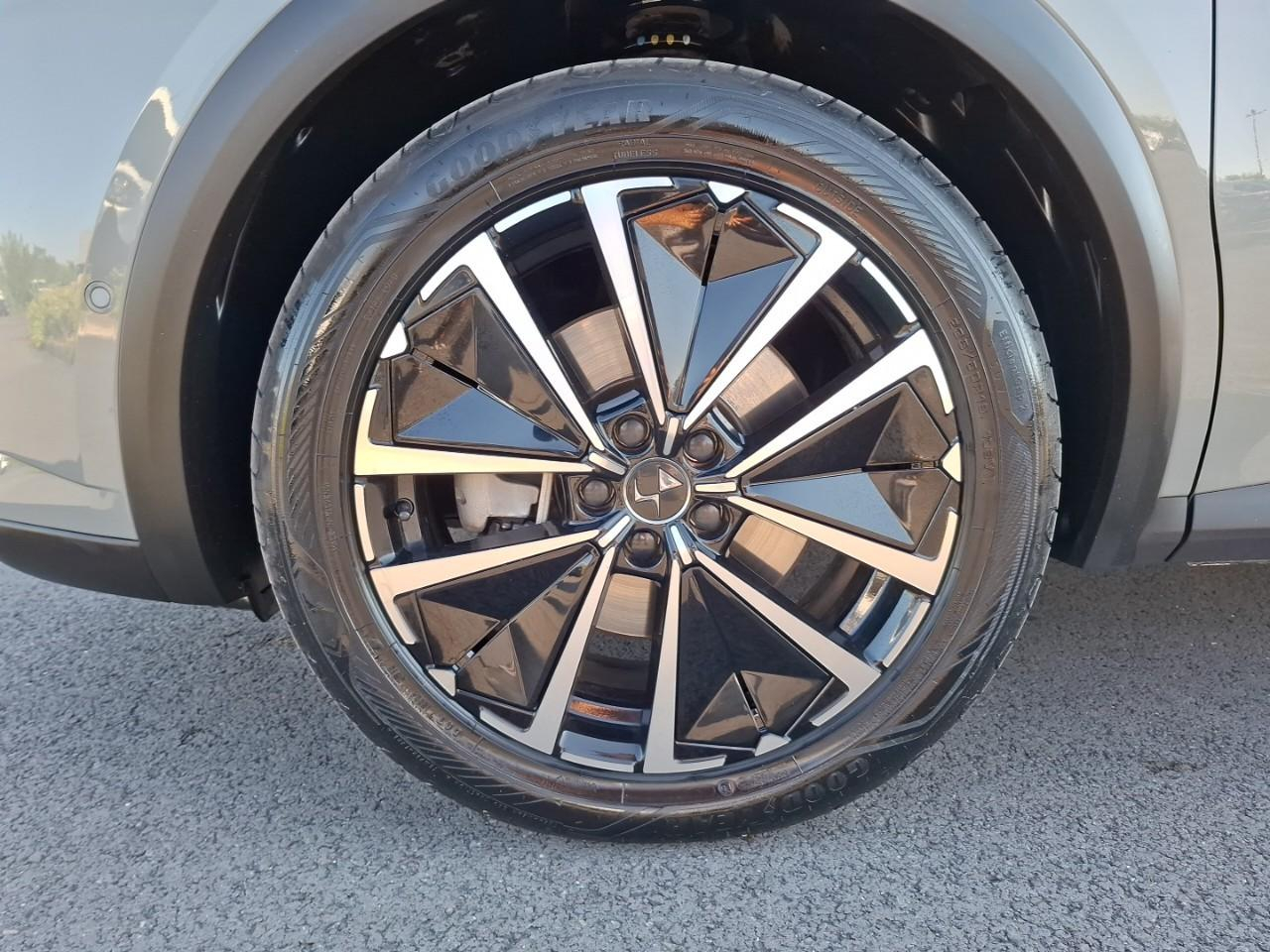 Ds Ds 7 crossback e-tense 225ch opera — photo 11
