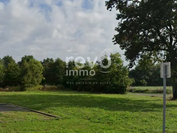 Terrain constructible 900m² - zone activité - professionnel - La Limouzinière 44310