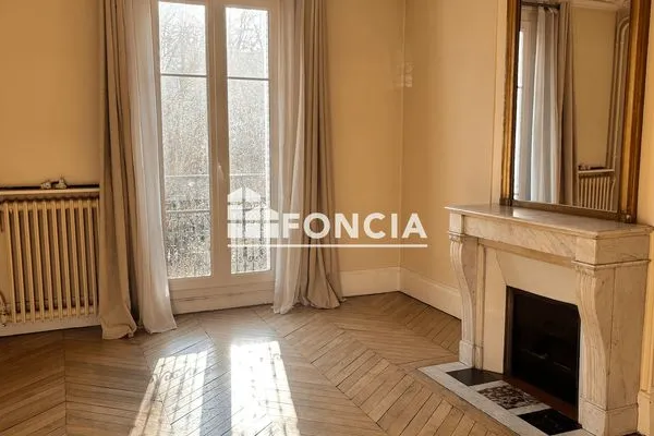 Appartement 3 pièces 56 m²
