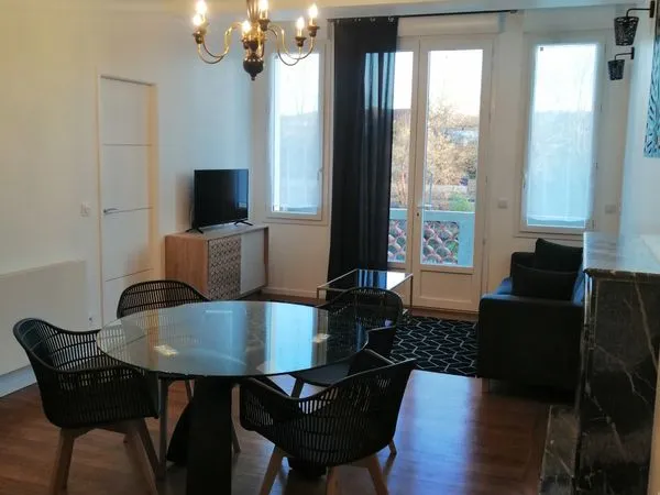 T3 meublé avec 2 suites parentales - Jardin 400 m² & terrasse sur rivière
