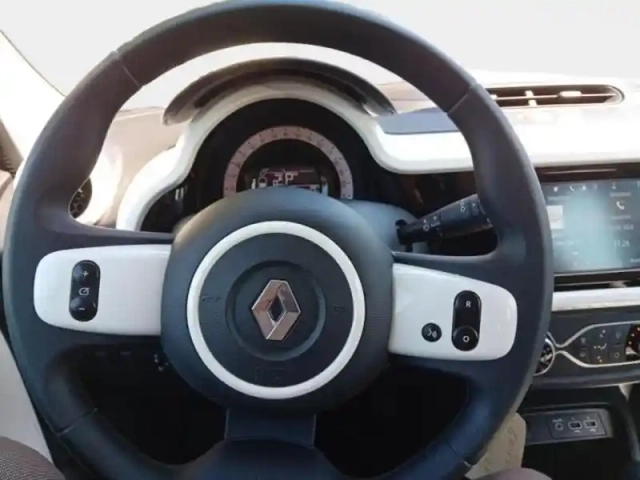 Renault Twingo e-tech electric equilibre r80 achat intégral — photo 15