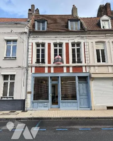Local d'activités 2 pièces 150 m²
