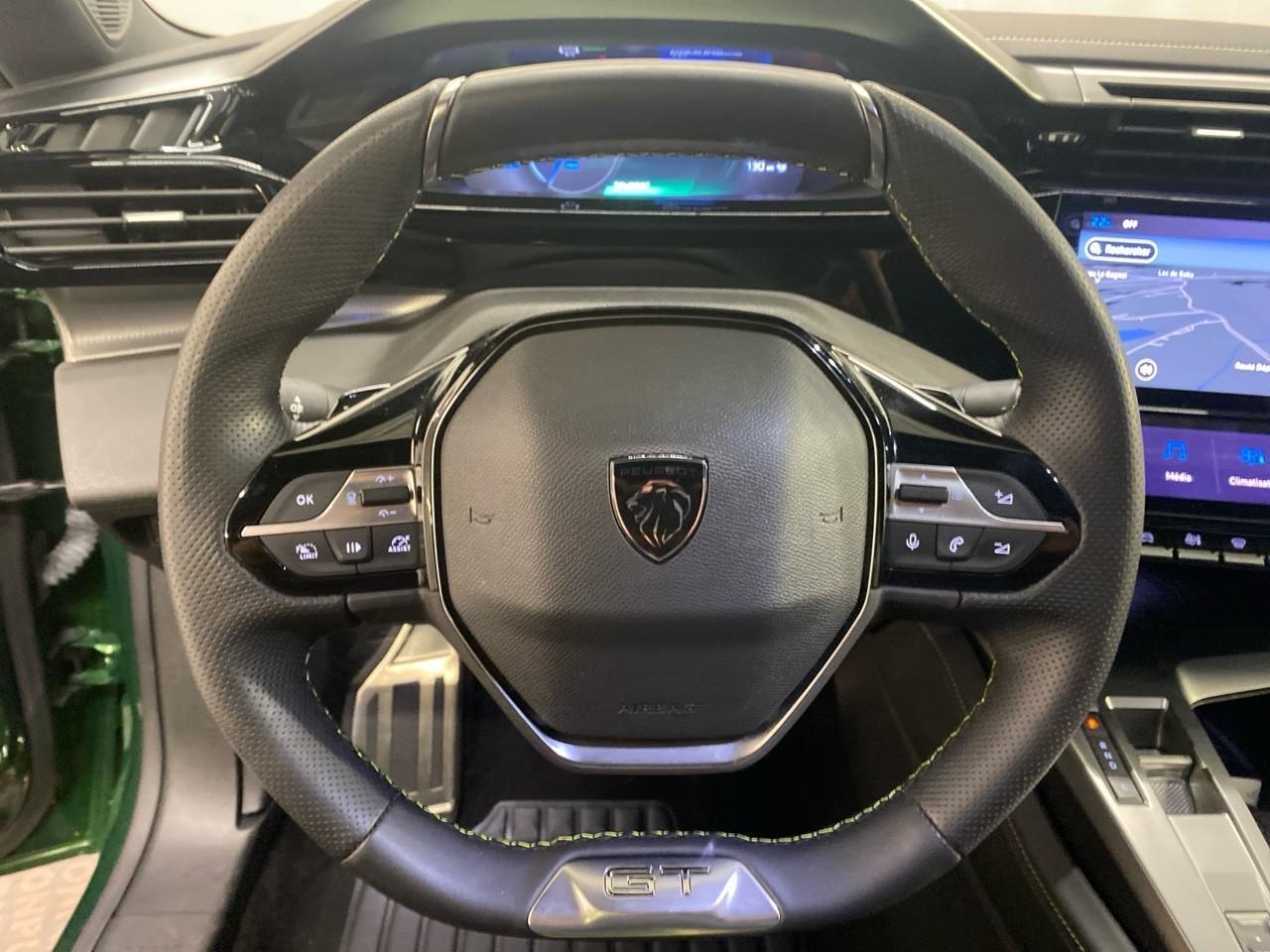 Peugeot 308 phev 180 e-eat8 gt — photo 17